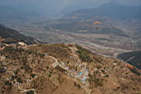 гора Саранкот - главный старт парапланеристов в Непале